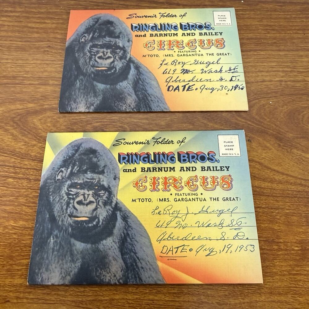 Vintage Ringling Bros. and Barnum and Bailey Circus, souvenir folder Set Of 2